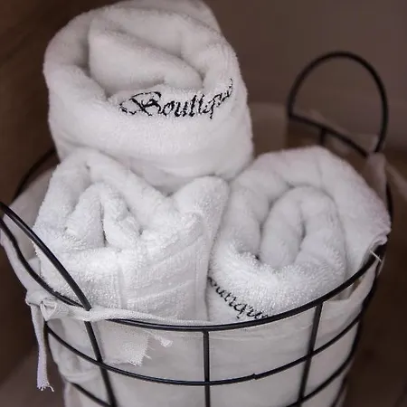 Boutique 23 Konukevi 4*