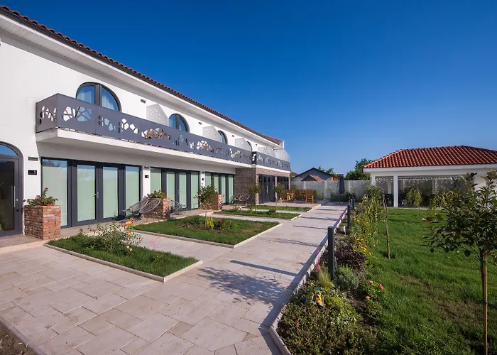 Guest house Boutique 23 Douazeci si Trei August